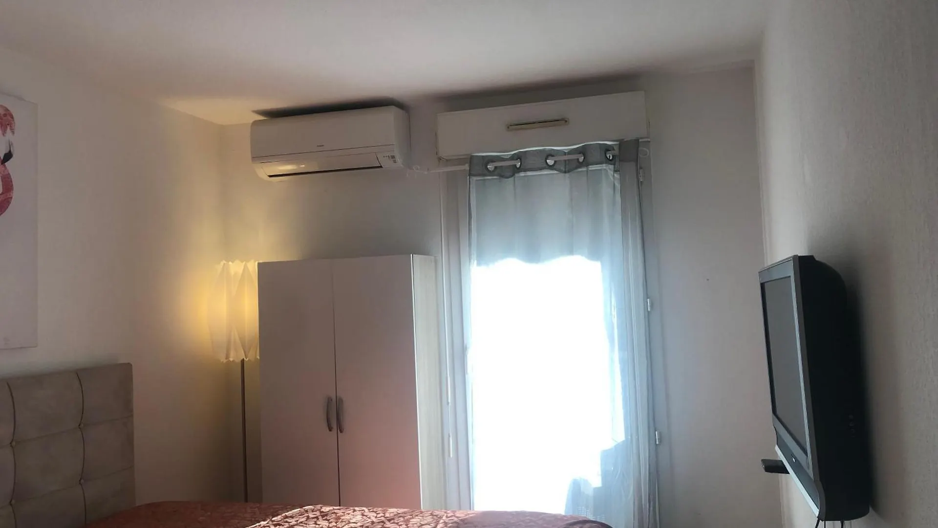 Moderne 2 Pieces Centre De Cannes